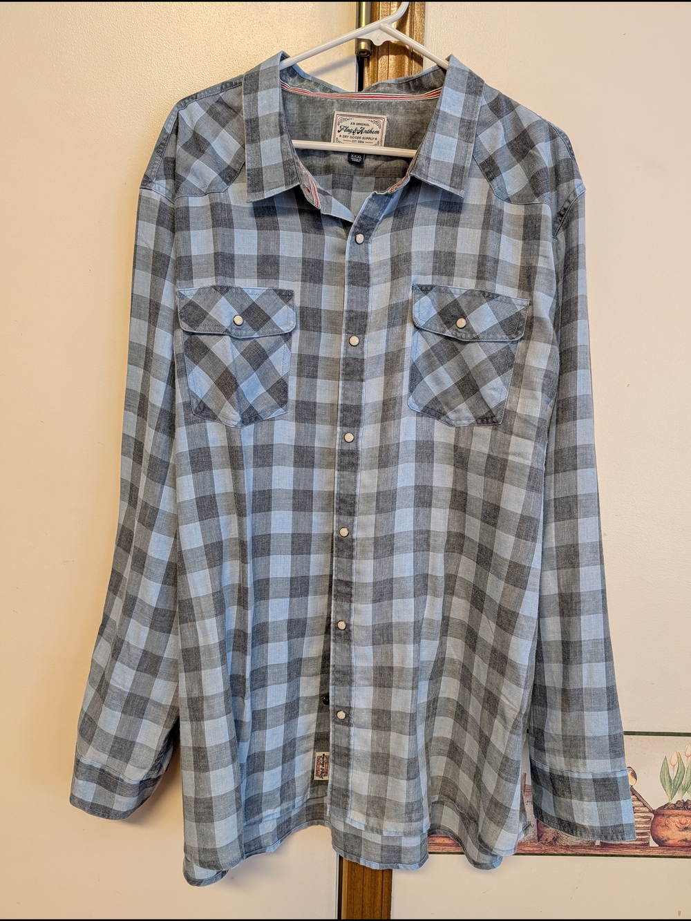 Light Blue and Gray Plaid Casual Button-Down Shirt